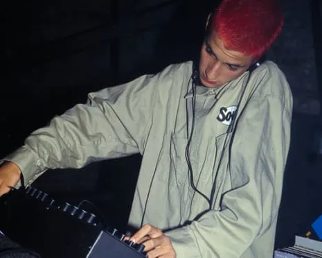 Evening Folks authored by Mark Ronson: An Insight of a musician’s Coming of Age